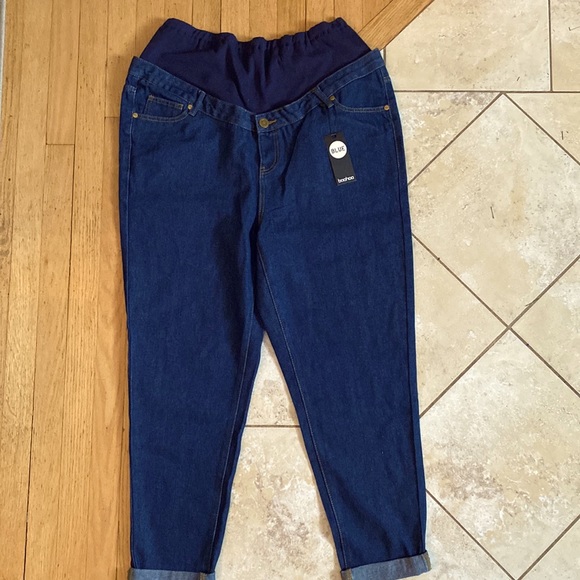 Boohoo Maternity Jeans - Picture 1 of 6